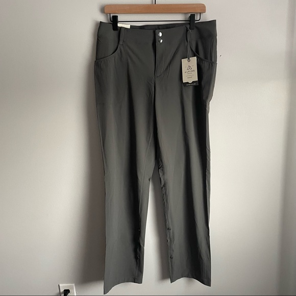 Alpine Design Pants - NWT Alpine pants Size 10